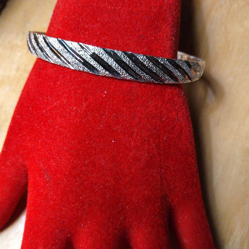 S/M Sterling SILVER .925 stardust bangle adjustable excellent vintage